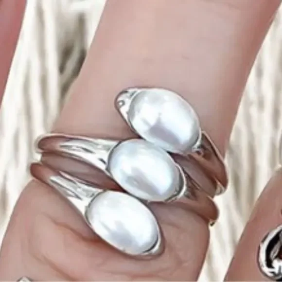 Vertical Three Row Sterling Silver Pearl Ring - Picture 1 of 4